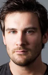 Клайв Стэнден